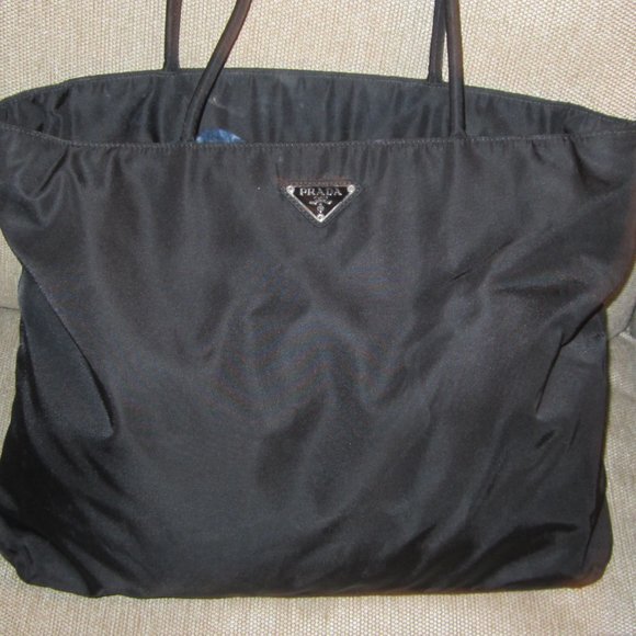 ❤️Authentic PRADA TESSUTO Black Nylon Shopper Shoulder Bag Purse - Picture 3 of 10